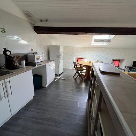 Appartement Au Coeur De Carcassonne Luaran gambar