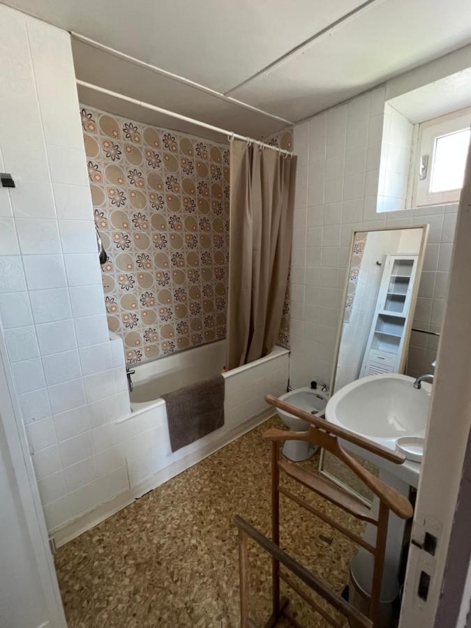 Appartement Au Coeur De Carcassonne Luaran gambar